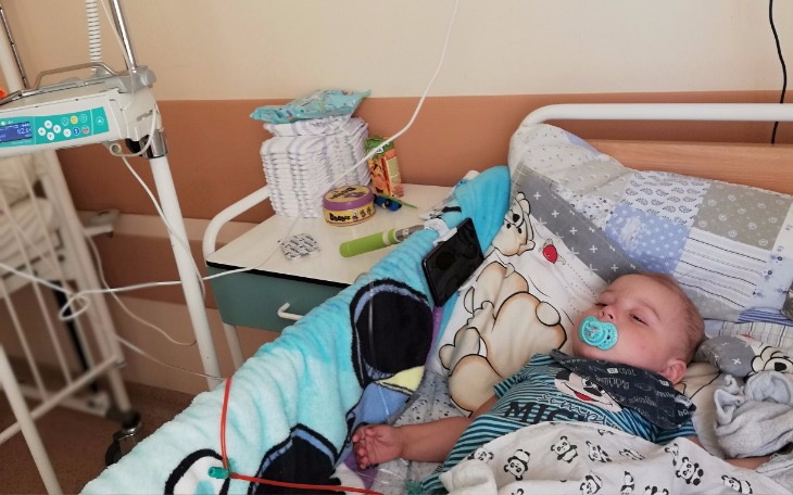 Wpis Guz zabija 1,5 rocznego Filipka! Rodzice zebrali na Pomagam.pl prawie 47 000 zł!! - miniaturka zdjęcia