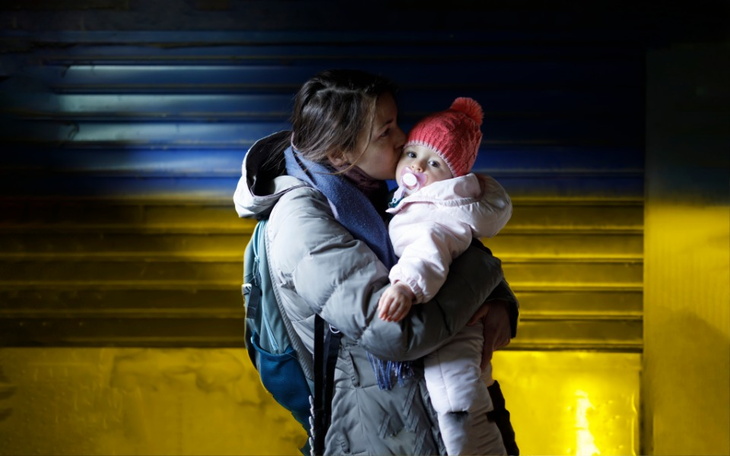 Od 2 lat trwa wojna w Ukrainie. Polacy cały czas pokazują ogromne serca, wspierając Ukraińców w walce. Na portalu Pomagam.pl zebrano już ok. 50 mln złotych.