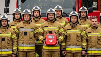 Wpis Fundacja Pomagam.pl wspiera strażaków w akcji „OSP z AED – defibrylator w Twojej okolicy" - miniaturka zdjęcia