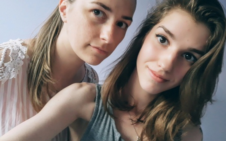 Wpis Beata zebrała prawie 6000 zł, aby wyremontować stare mieszkanie ukochanej siostry!! - miniaturka zdjęcia