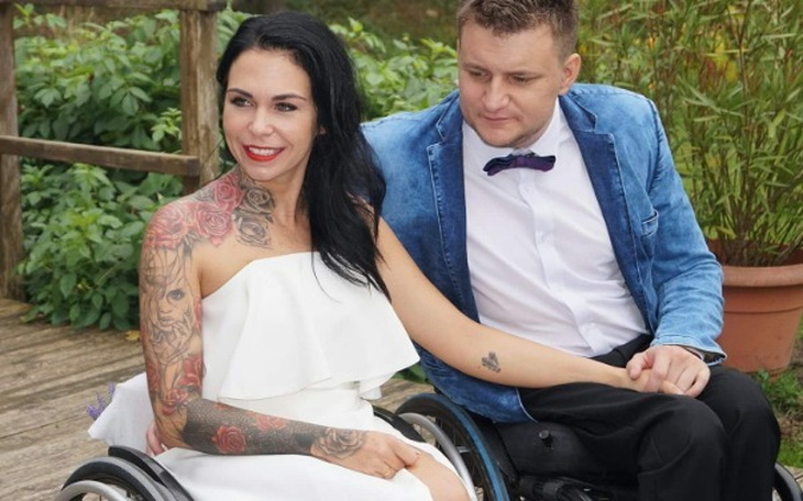 Wpis Niepełnosprawna para zebrała prawie 19 000 zł, aby spełnić swoje największe marzenie!! - miniaturka zdjęcia