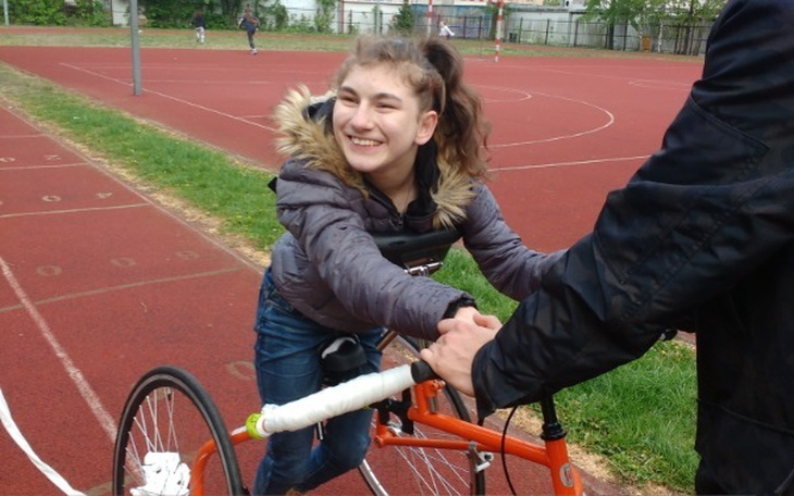 Wpis Ponad 6 000 zł dla niepełnosprawnej Patrycji na realizację wielkiego marzenia !!! - miniaturka zdjęcia