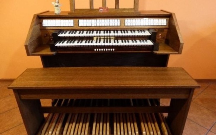 Wpis Organista zebrał już ponad 4000 zł na nowy instrument do swojej parafii! Zbiórka trwa! - miniaturka zdjęcia