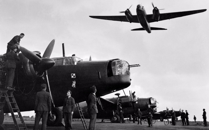 Zbiórka SKRZYDLATA HUSARIA - książka - zdjęcie główne