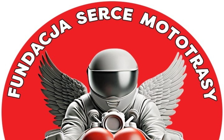Logo fundacji motocyklowej z aniołem.
