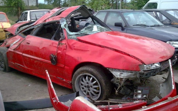 Zbiórka Wypadek samochodowy pilne - zdjęcie główne