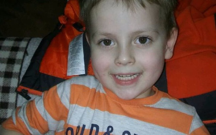 Zbiórka Pomóżmy przywrócić dzieciństwo! - zdjęcie główne