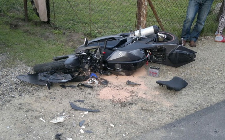 Zbiórka Naprawa Yzf 125 (czytaj opis ) - zdjęcie główne