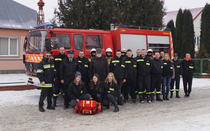 Zbiórka Garaż ze strażnicą OSP Płoskie - zdjęcie główne