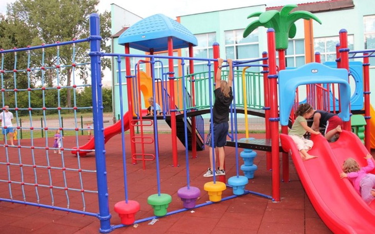 Zbiórka Kardan dzieciom-plac zabaw - zdjęcie główne