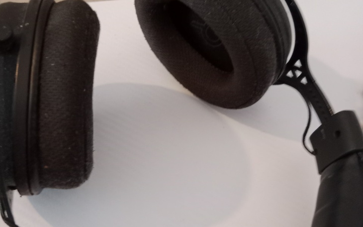 Zbiórka Słuchawki niedziałają - zdjęcie główne