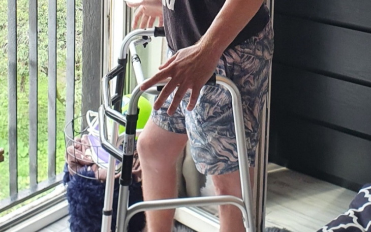 Zbiórka Postepujaca wtórna martwica kosc - zdjęcie główne