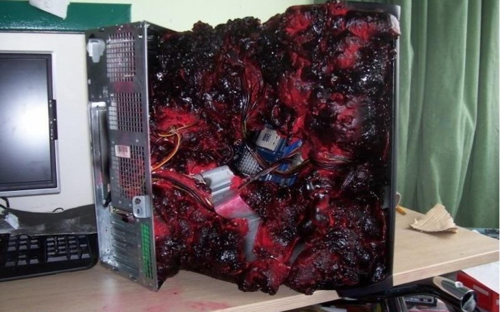 Zbiórka Zbieramy na komputer e-elekcje - zdjęcie główne