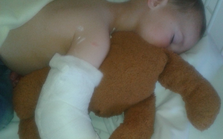 Zbiórka Nie odczuwa bólu przy złamaniu - zdjęcie główne