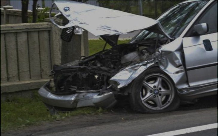 Zbiórka na nowe bmw stare uleglo wypadku - zdjęcie główne