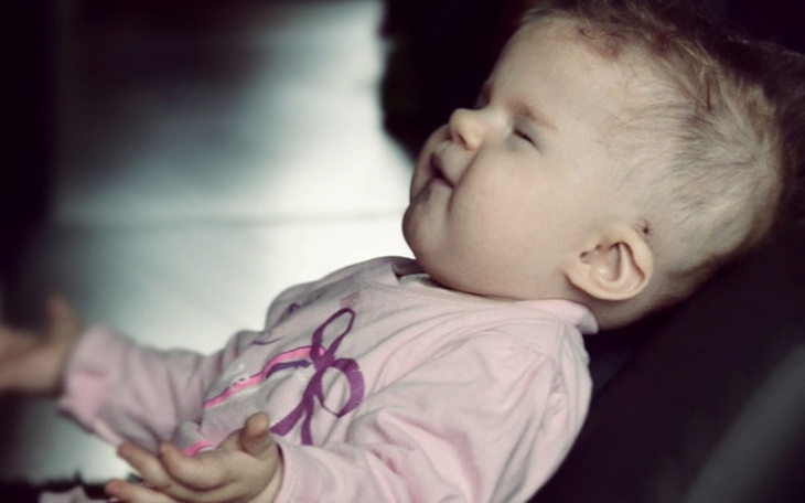 Zbiórka Wszczepienie do oczu implantów - zdjęcie główne