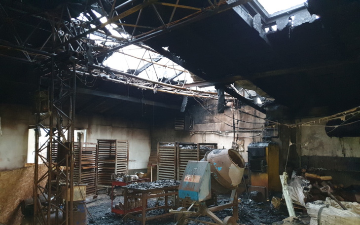 Zbiórka Odbudowa hali po pożarze . . - zdjęcie główne