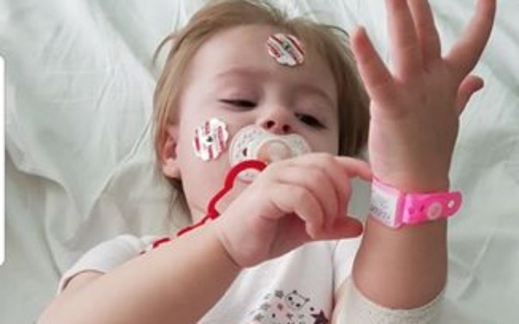 Zbiórka Pomóż Laurze usłyszeć znów świat - zdjęcie główne