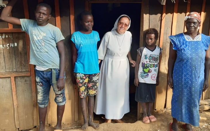 Zbiórka Podaruj im dom - zdjęcie główne