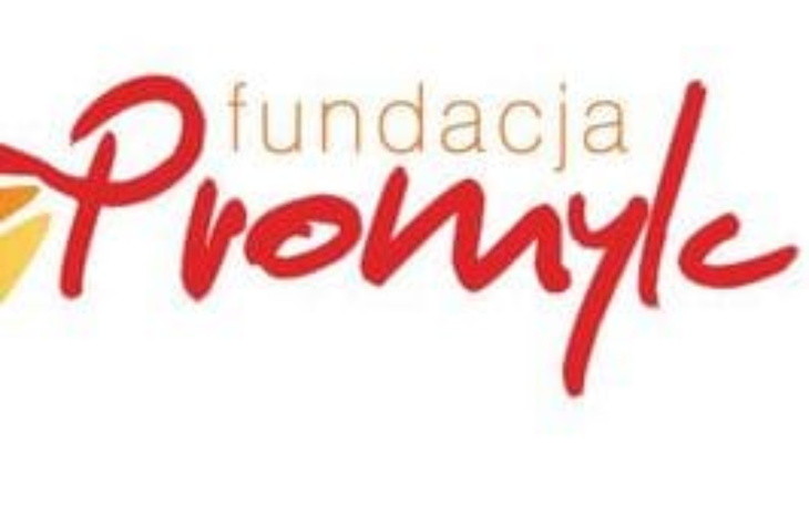 Logo fundacji Promycy, kolorowe i nowoczesne.