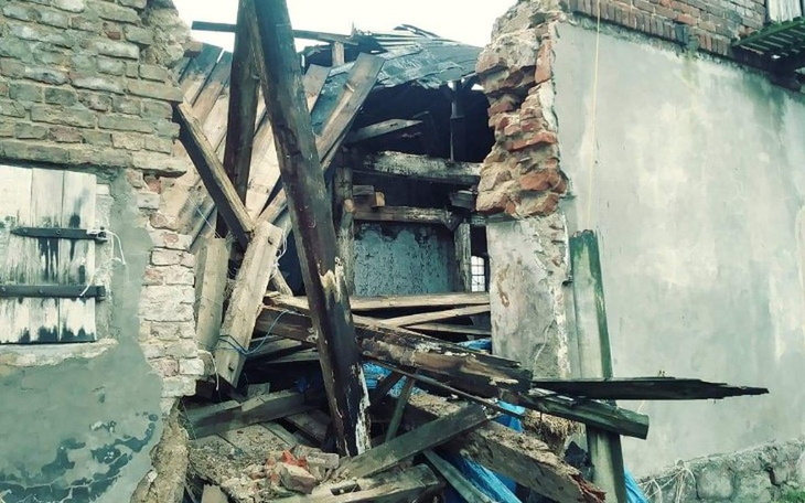 Zbiórka Pomoc w zabezpieczeniu boku domu - zdjęcie główne