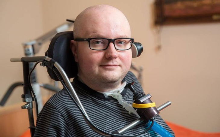 Zbiórka Pomóżmy Pawłowi w rehabilitacji - zdjęcie główne