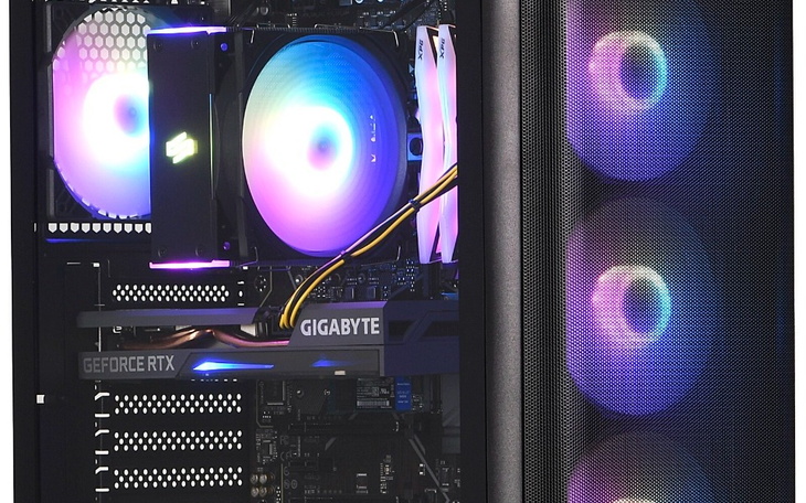 Zbiórka Pomóż zbierać na dobry komputer - zdjęcie główne