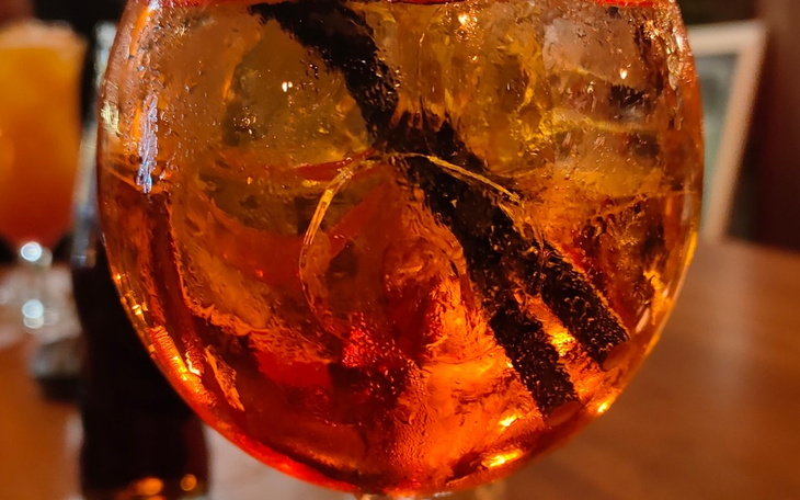 Zbiórka Na dziewczynę - zdjęcie główne