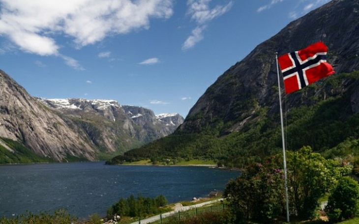 Zbiórka Na kurs języka norweskiego - zdjęcie główne