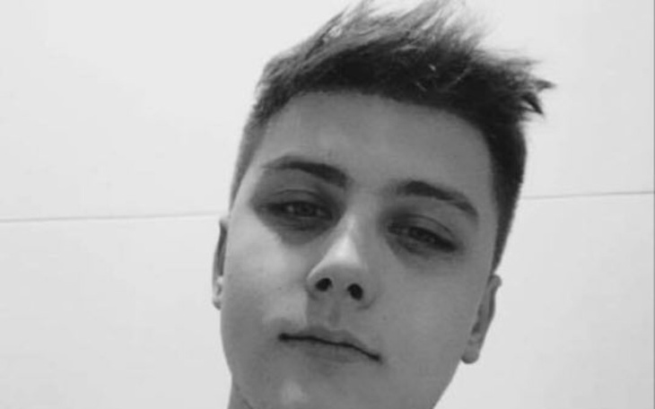 Zbiórka Usunięcie śrub więzozrostu - zdjęcie główne