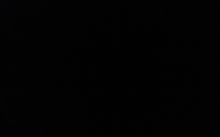 Ciemne zdjęcie, brak widocznych obiektów.