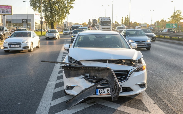 Zbiórka naprawa mochodu po wypadku - zdjęcie główne