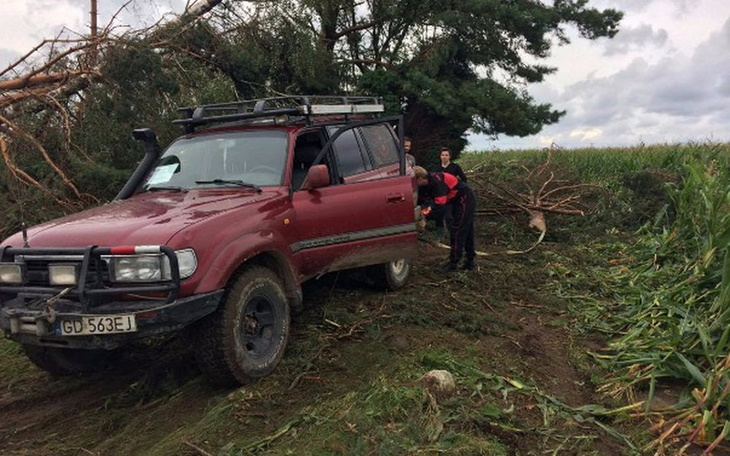 Zbiórka Pomoc ofiarom nawałnicy, JELENCZ - zdjęcie główne