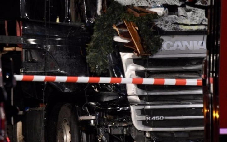 Zbiórka Dla wł. ciężarówki z Berlina. - zdjęcie główne