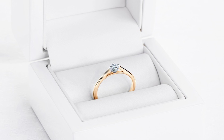 Zbiórka Piierścionek zaręczynowy - zdjęcie główne