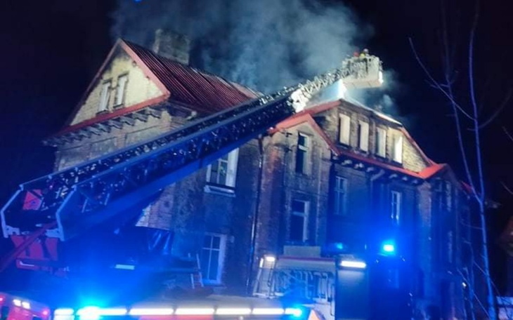 Zbiórka Pomoc rodzinie po pożarze dachu - zdjęcie główne