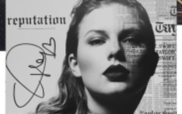 Zbiórka Autograf Taylor Swift - zdjęcie główne