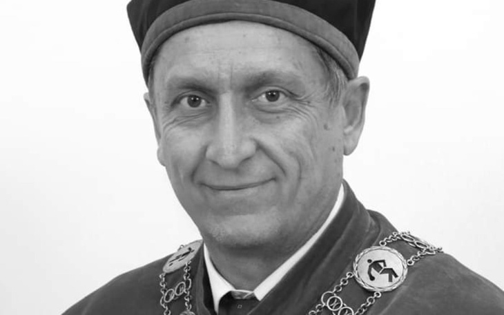 Zbiórka Wieniec dla Dziekana Żurka - zdjęcie główne