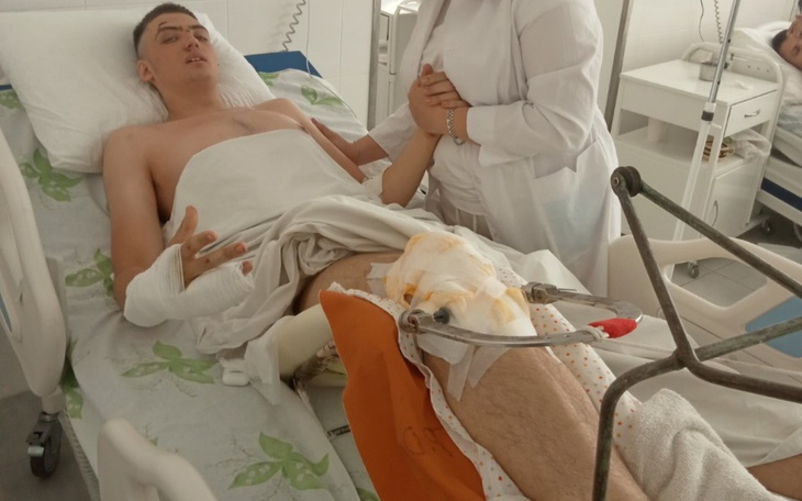 Zbiórka Wymiana stawu biodrowego dla Dim - zdjęcie główne