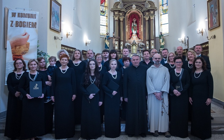 Zbiórka 10 lecie Chorus Familiaris - zdjęcie główne
