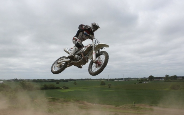 Zbiórka Zbiurka na cross motocykl - zdjęcie główne