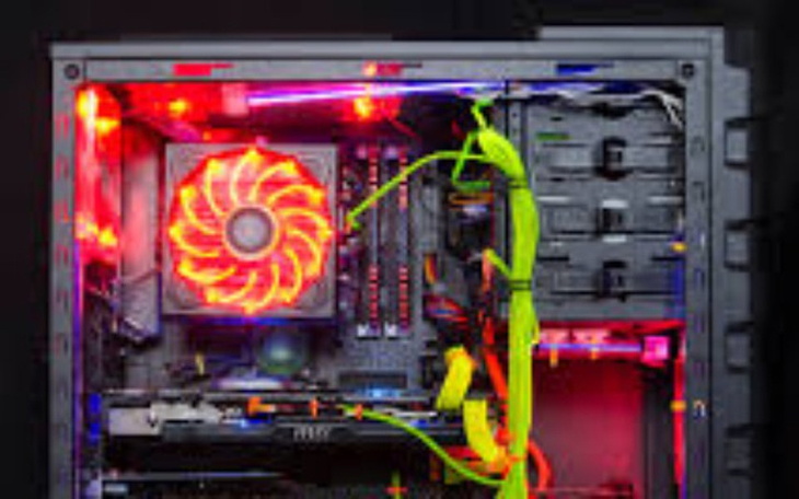 Zbiórka Na nowy komputer :( - zdjęcie główne