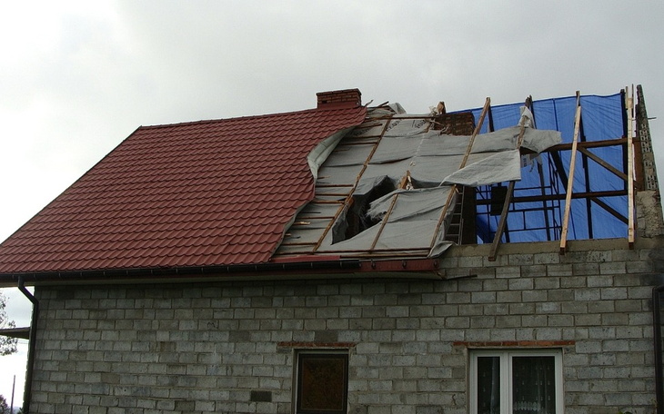 Zbiórka NA POMOC w odbudowie dachu po wi - zdjęcie główne