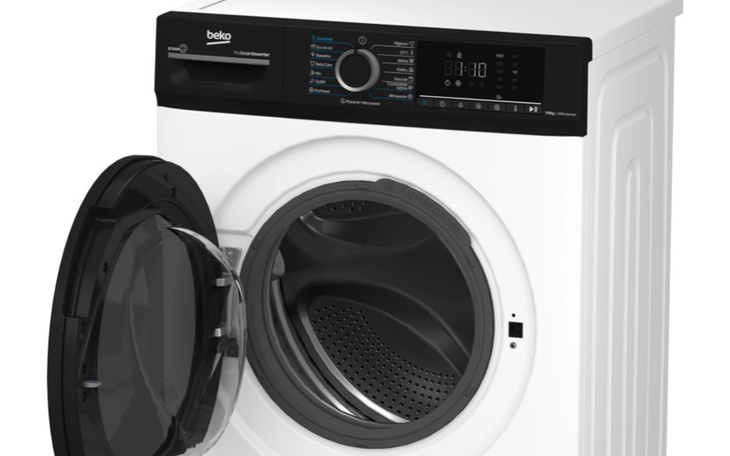 Pralka Beko z otwartymi drzwiami, gotowa do użycia.