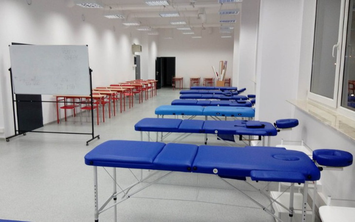 Zbiórka Otwarcie wyższej uczelni - zdjęcie główne