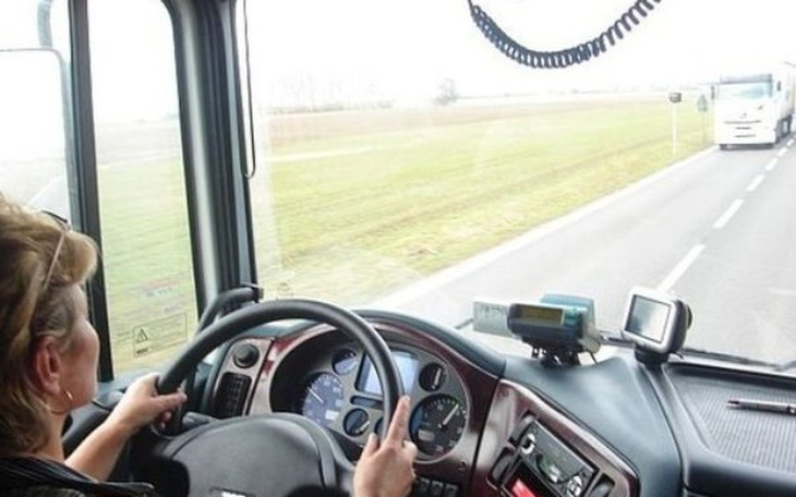 Zbiórka Pani KIERO-wniczka?! C&E prawko! - zdjęcie główne