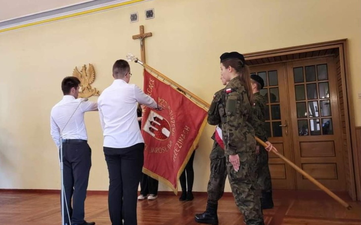 Zbiórka Zbiórka na sztandar szkoły - zdjęcie główne