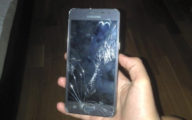 Zbiórka Na naprawę telefonu mamy - zdjęcie główne