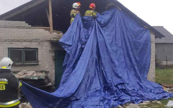 Zbiórka Na odbudowę obory - zdjęcie główne