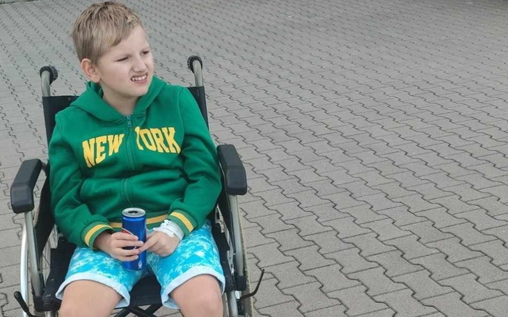 Zbiórka Pomoc po oparzeniu i zakup wózka - zdjęcie główne